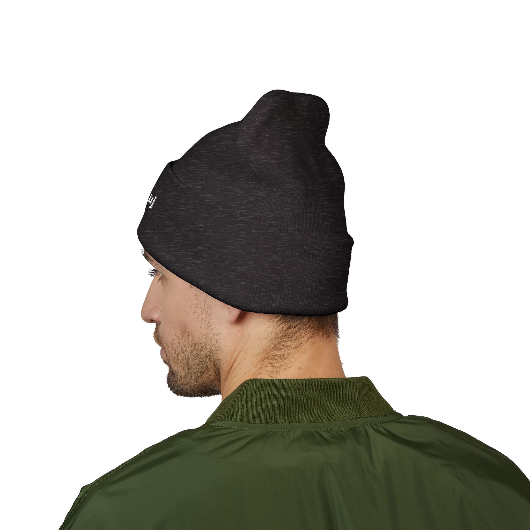 Kombinuj - Embroidered Beanie | Obco